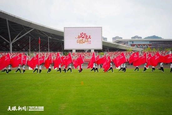 桑乔已多次缺席青训队训练 未受到罚款 仍领全薪据《太阳报》报道，桑乔已经多次缺席青训队的训练，但没有被罚款。